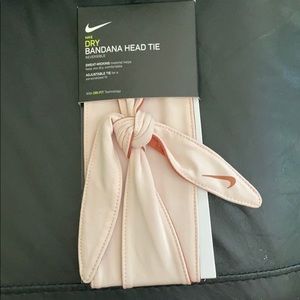 Nike bandana head tie